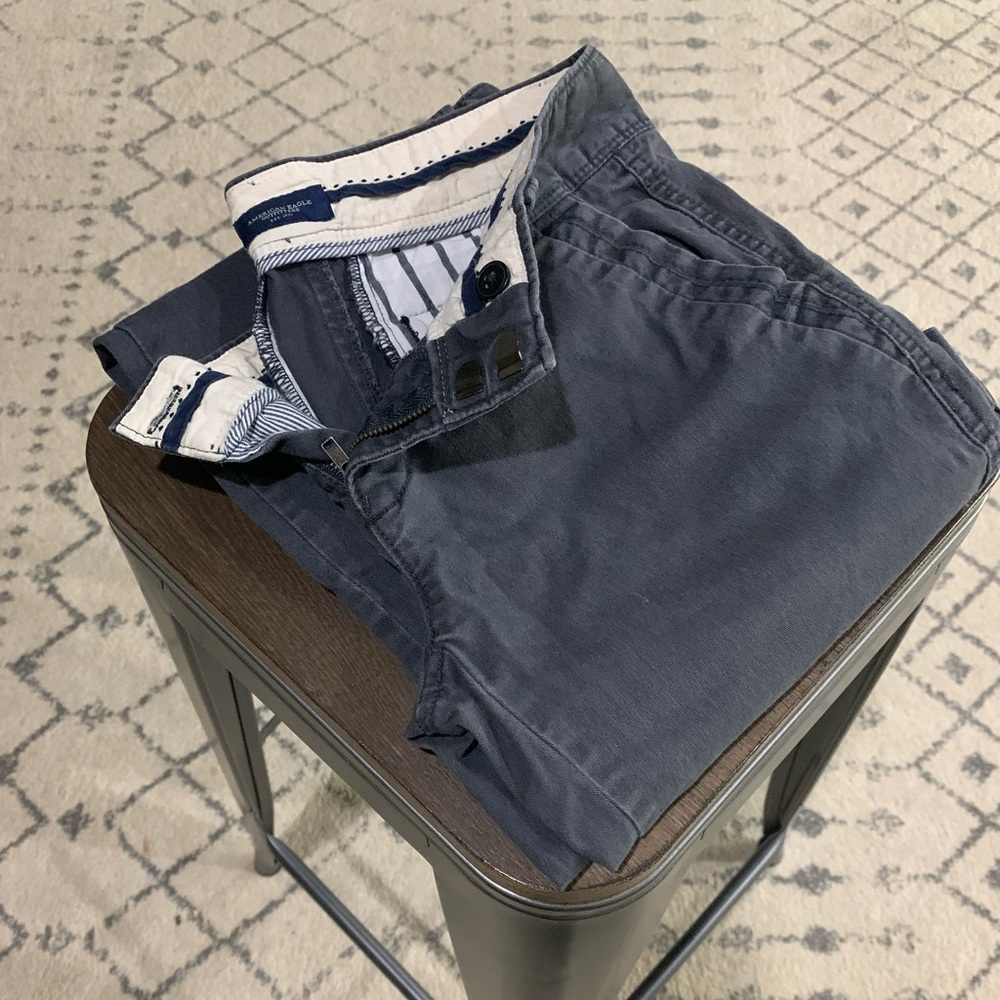 3/$20 American Eagle Chinos | 0 | Blue Grey | GUC